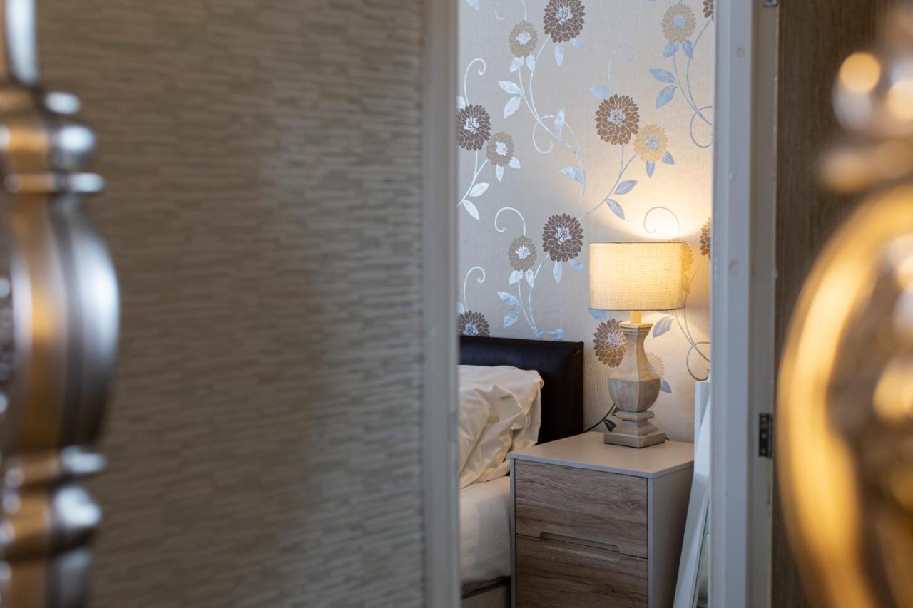 Snooze Bed and Breakfast Llandudno Exteriör bild