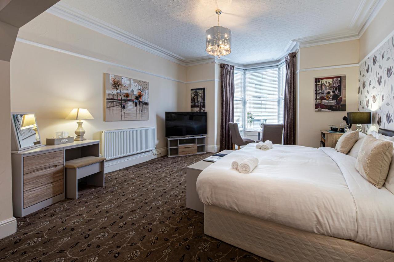 Snooze Bed and Breakfast Llandudno Exteriör bild